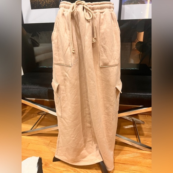 No Boundaries Dresses & Skirts - Maxi cargo skirt - size Medium
